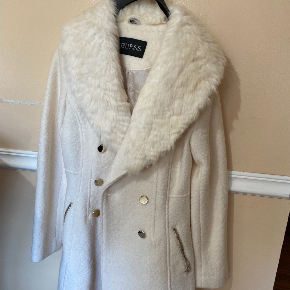 GUESS white pea coat (USED LIKE NEW)